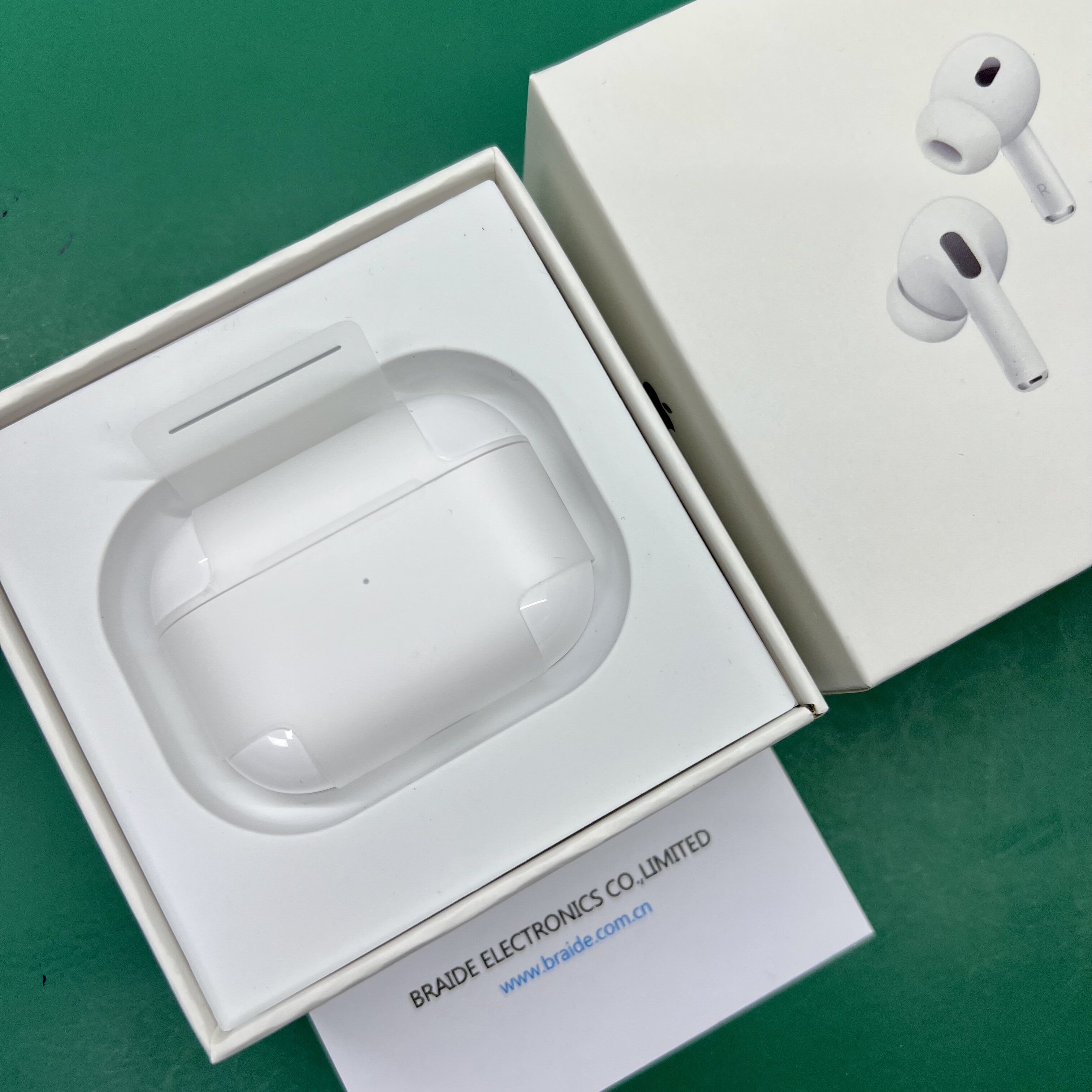 Wholesale second-hand 99% new AirPods ( 3rd